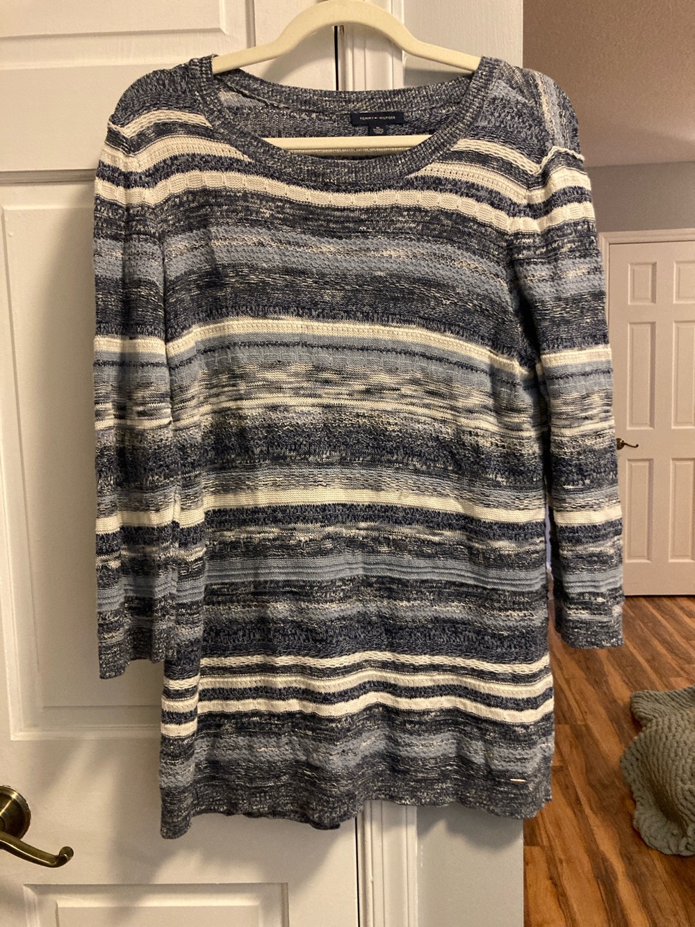 Tommy Hilfiger Navy and White Striped Long Sleeve Sweater size XL